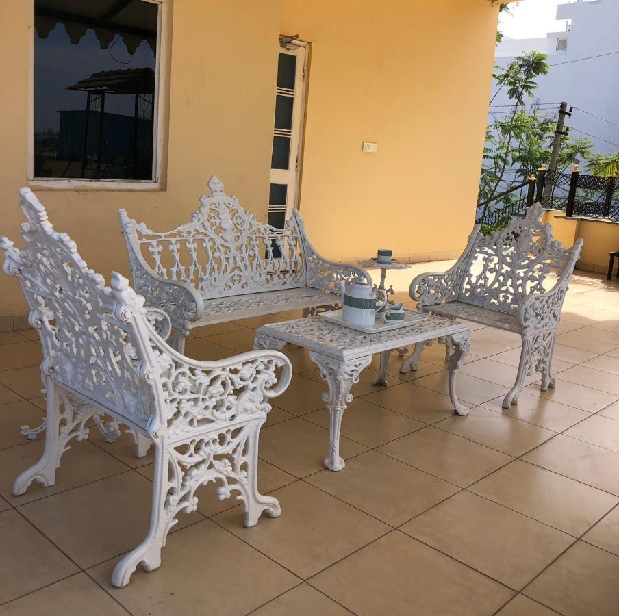 Jai Villa Homestay Udaipur Luaran gambar