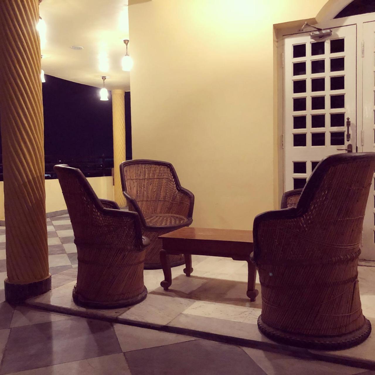 Jai Villa Homestay Udaipur Luaran gambar