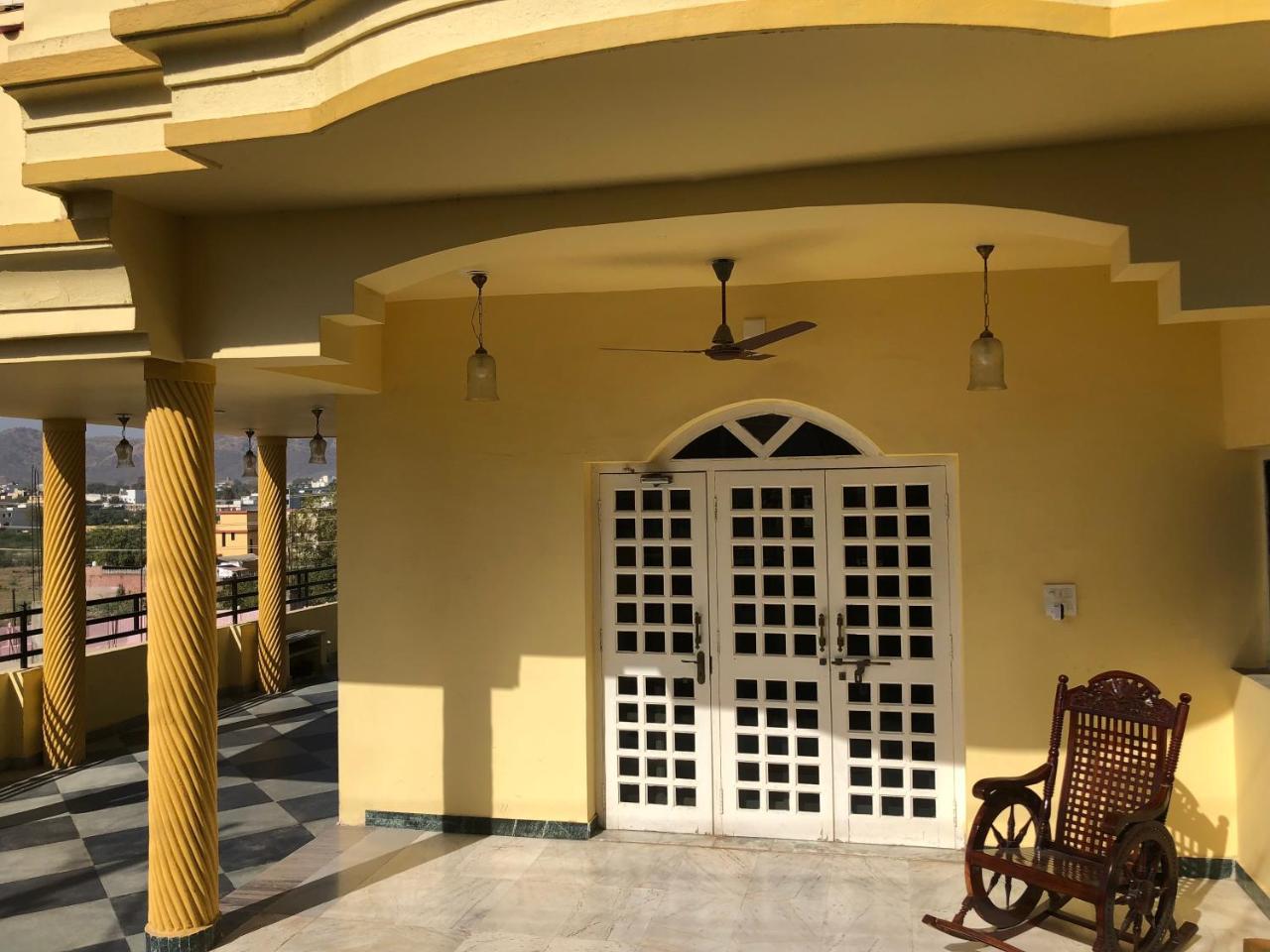 Jai Villa Homestay Udaipur Luaran gambar